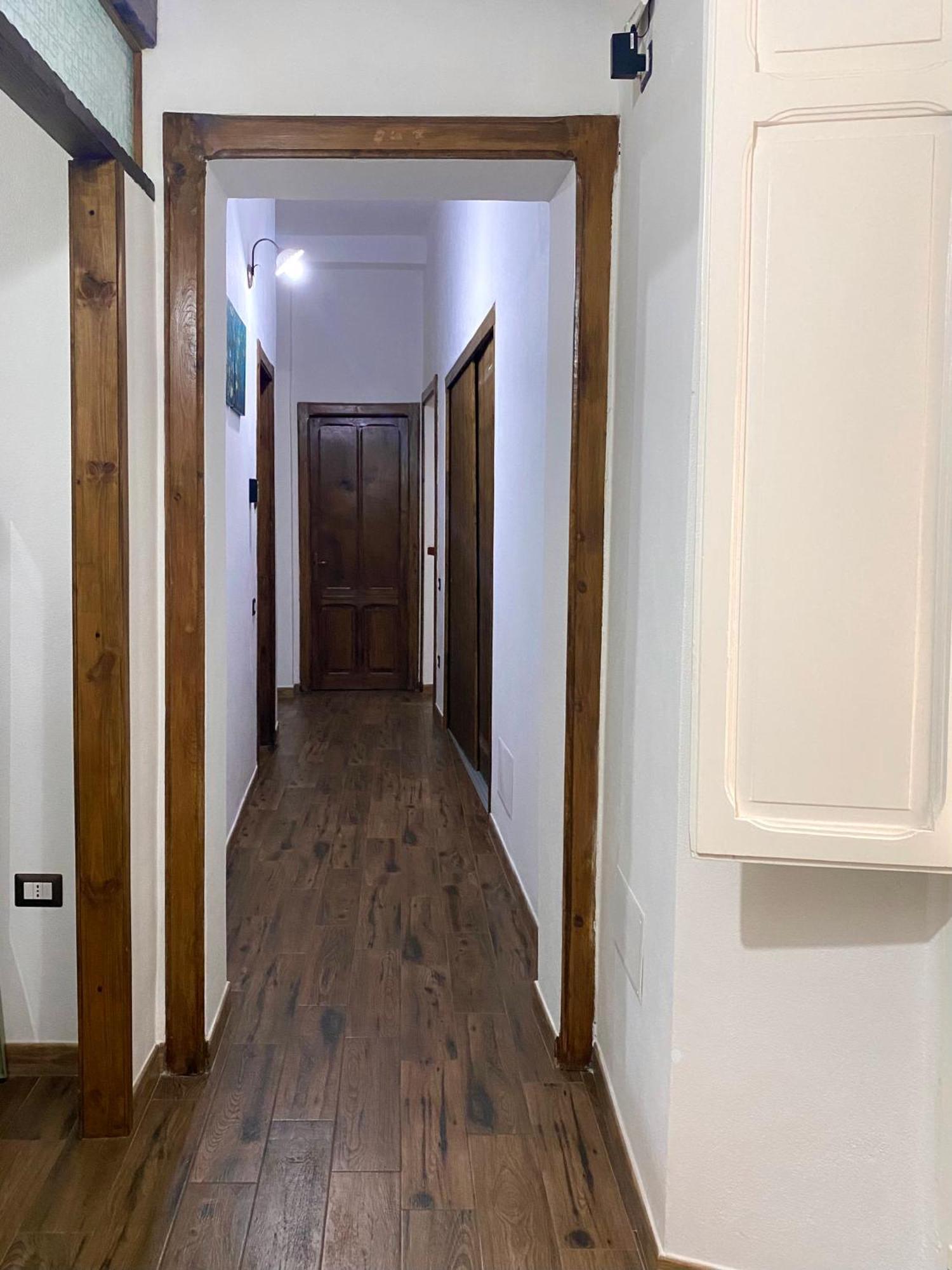 Dani'S House Hotel กาญารี ภายนอก รูปภาพ